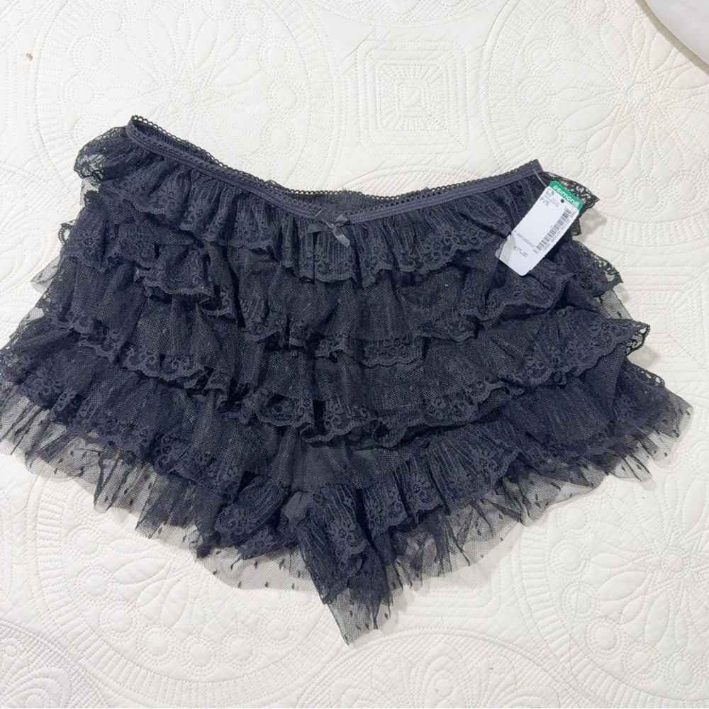 NWT Simons hots 7 shorts 22124-91800 0001 S